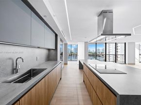 3640 Yacht Club Dr 810, Aventura FL 33180