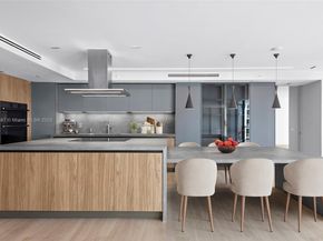 3640 Yacht Club Dr 810, Aventura FL 33180