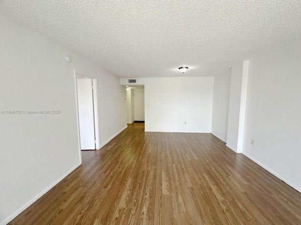15600 NW 7th Ave 301, Miami FL 33169