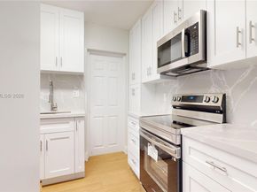 15264 SW 102nd Ct, Miami FL 33157