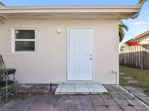 15264 SW 102nd Ct, Miami FL 33157