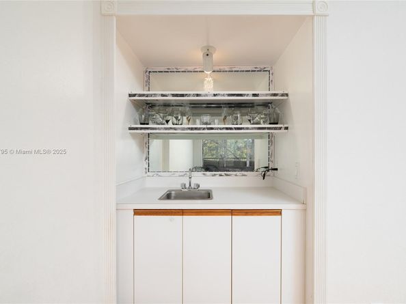 1720 Hammock Blvd 209, Coconut Creek FL 33063