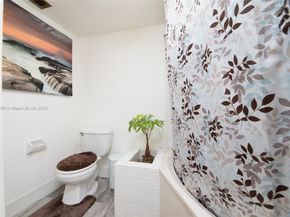 1720 Hammock Blvd 209, Coconut Creek FL 33063