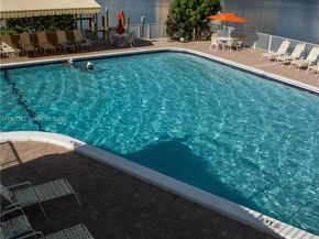 1849 S Ocean Dr 905, Hallandale Beach FL 33009