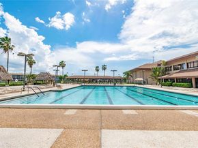 1400 SW 124th Ter 402Q, Pembroke Pines FL 33027