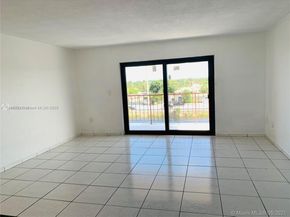 1325 W 68th St 221, Hialeah FL 33014