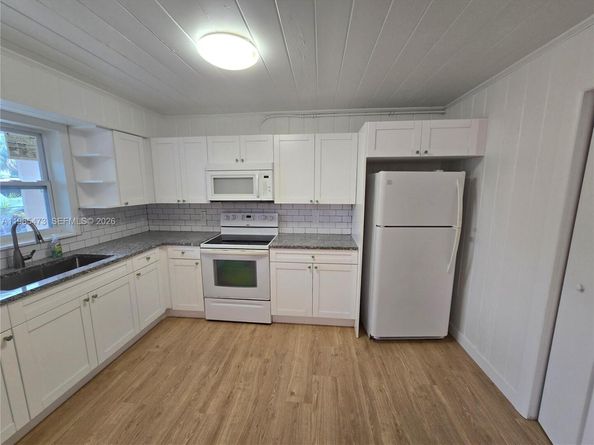 4000 Greenwood Ave, West Palm Beach FL 33407