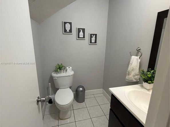 7145 NW 173rd Dr 1106, Hialeah FL 33015