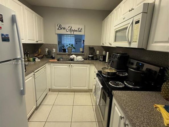 7145 NW 173rd Dr 1106, Hialeah FL 33015
