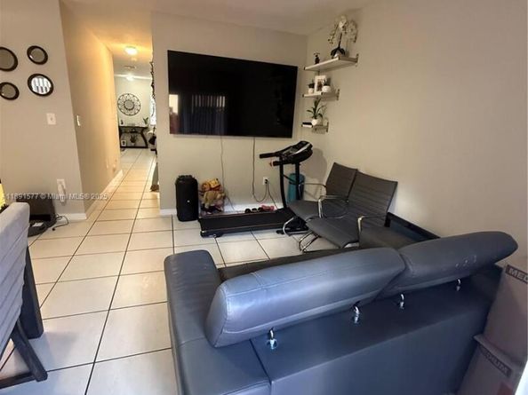 7145 NW 173rd Dr 1106, Hialeah FL 33015