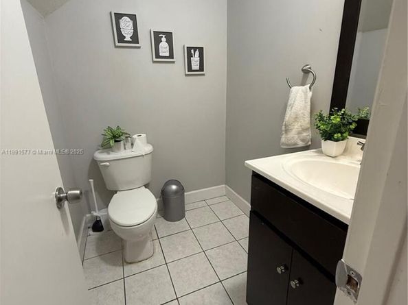7145 NW 173rd Dr 1106, Hialeah FL 33015