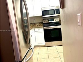 2711 Ocean Club Blvd 207, Hollywood FL 33019