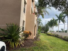 2711 Ocean Club Blvd 207, Hollywood FL 33019