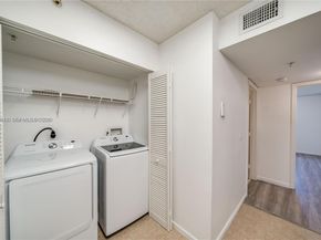 2711 Ocean Club Blvd 207, Hollywood FL 33019