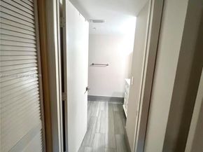 2711 Ocean Club Blvd 207, Hollywood FL 33019