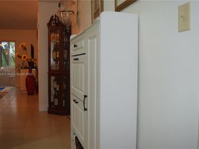 3940 NW 42nd Ave 316, Lauderdale Lakes FL 33319