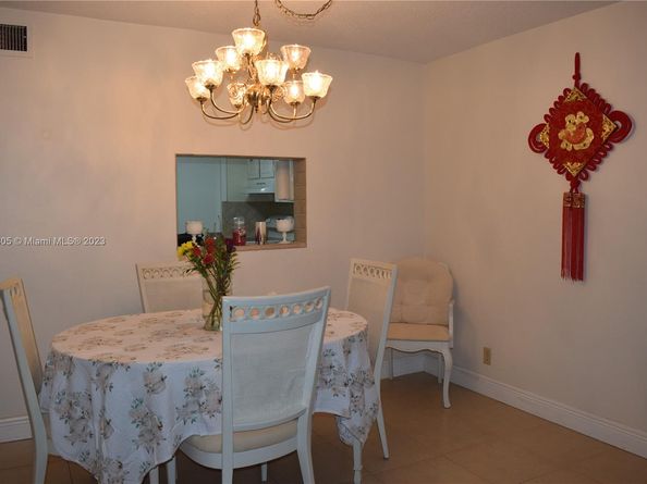 3940 NW 42nd Ave 316, Lauderdale Lakes FL 33319