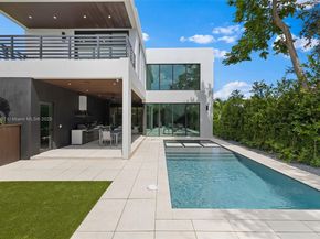 260 NW 49th St, Miami FL 33127