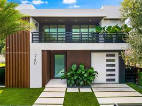 260 NW 49th St, Miami FL 33127