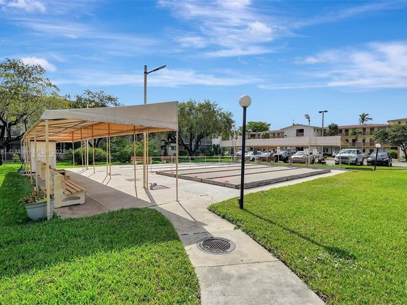 16801 NE 13th Ave 206, Miami FL 33162