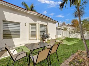 3371 SW 51st St, Hollywood FL 33312