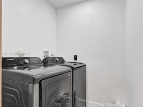 3371 SW 51st St, Hollywood FL 33312