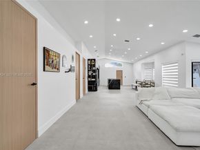 3371 SW 51st St, Hollywood FL 33312