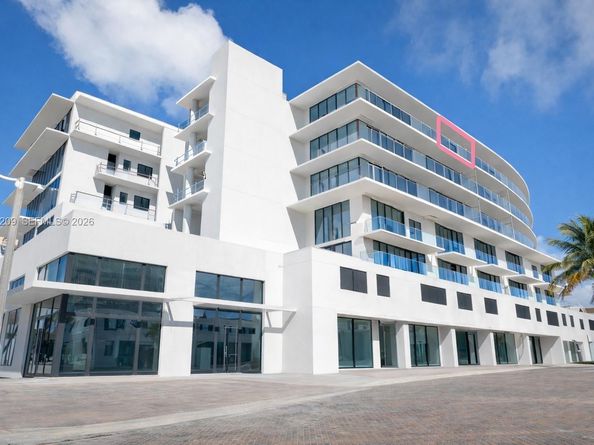 3319 N Ocean Drive PH702, Hollywood FL 33019