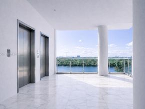 3319 N Ocean Drive PH702, Hollywood FL 33019