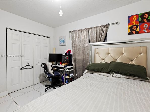 135 NW 6th Ave, Dania Beach FL 33004