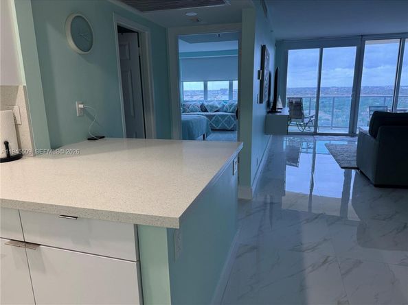 2501 S Ocean Dr 1530, Hollywood FL 33019