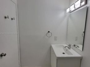 3300 SW 9th Ter, Miami FL 33135
