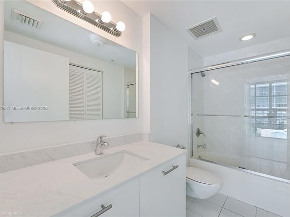 3451 NE 1st Ave M0808, Miami FL 33137