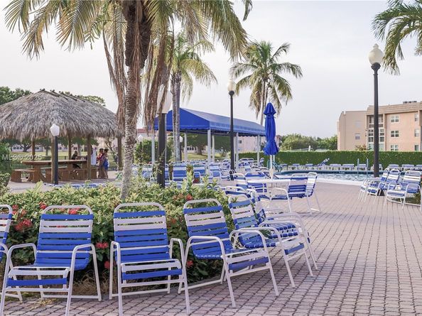 9601 Sunrise Lakes Blvd 311, Sunrise FL 33322
