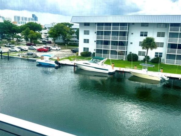 3600 NE 170 St. Apt.D.303, North Miami Beach FL 33160