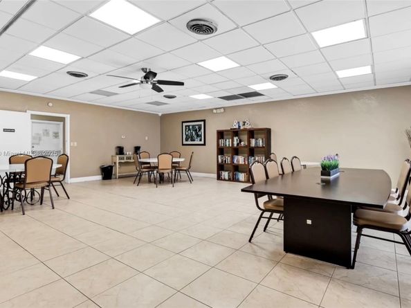 3600 NE 170 St. Apt.D.303, North Miami Beach FL 33160