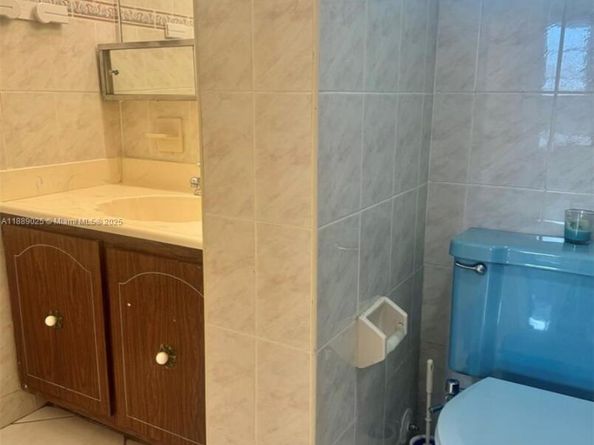 3600 NE 170 St. Apt.D.303, North Miami Beach FL 33160
