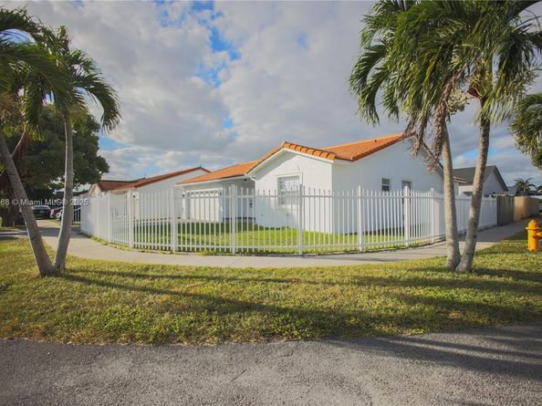 14443 SW 172nd Ln, Miami FL 33177