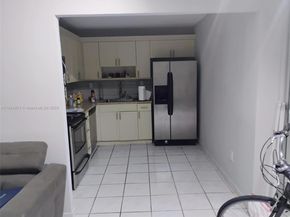6900 Bay Dr 11K, Miami Beach FL 33141