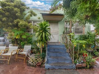 1428 NW 31 St