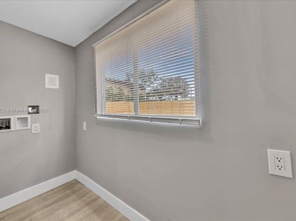 108 SE 23rd St, Fort Lauderdale FL 33316