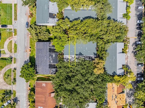 19432 NE 26th Ave 92D, Miami FL 33180