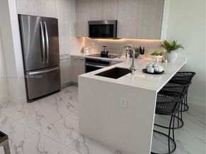 2000 Metropica Way 2108, Sunrise FL 33323