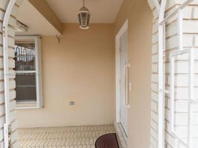 2102 SW 58th Ct, Miami FL 33155