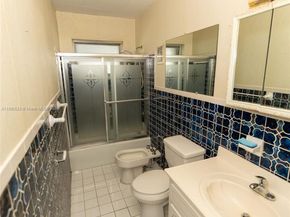 2102 SW 58th Ct, Miami FL 33155