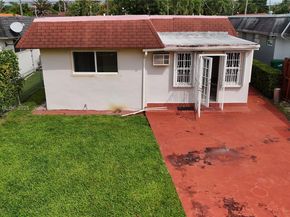 2102 SW 58th Ct, Miami FL 33155