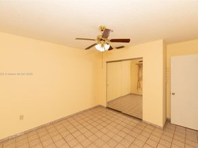2102 SW 58th Ct, Miami FL 33155