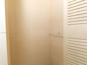 2102 SW 58th Ct, Miami FL 33155