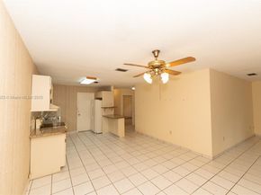 2102 SW 58th Ct, Miami FL 33155