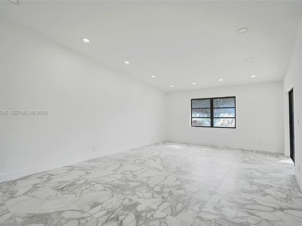 6128 Kings Gate Cir B, Delray Beach FL 33484